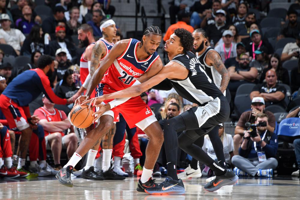 首次在冬季 首次在冬季